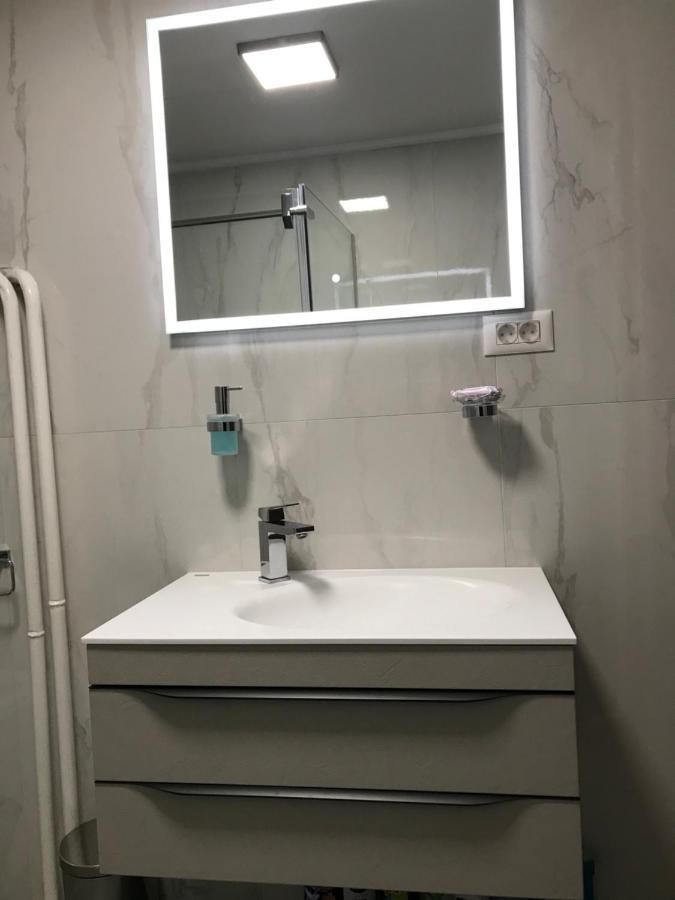Blue Sky Apartment Skopje Luaran gambar