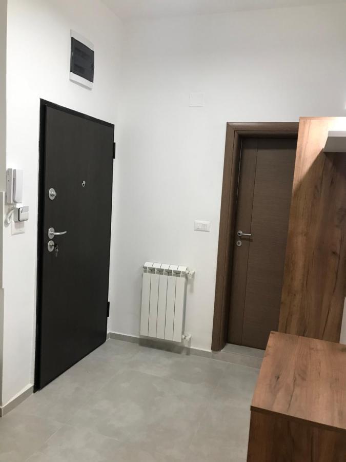 Blue Sky Apartment Skopje Luaran gambar
