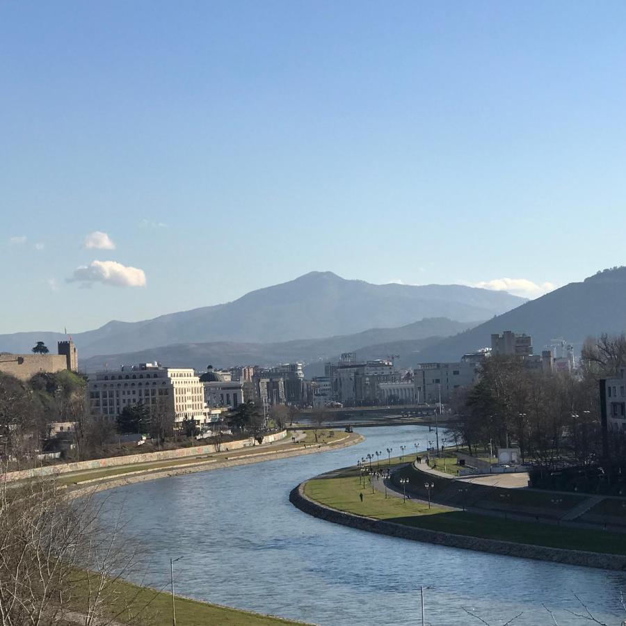 Blue Sky Apartment Skopje Luaran gambar